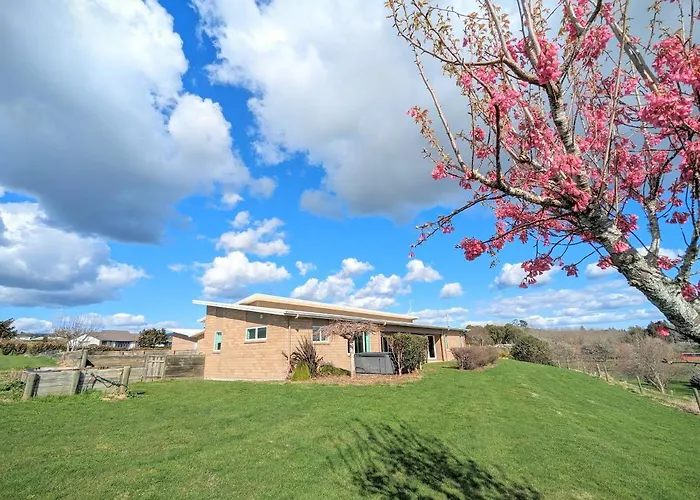 Luxury View Farm With Pool